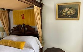 Bohemian Regency Four Poster Room